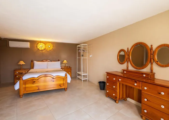 Villeleynah * Munxar