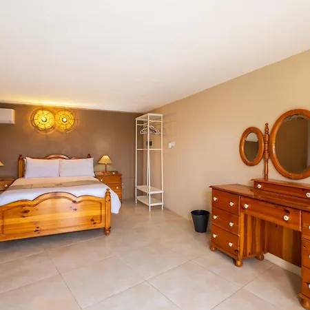 Villeleynah * Munxar